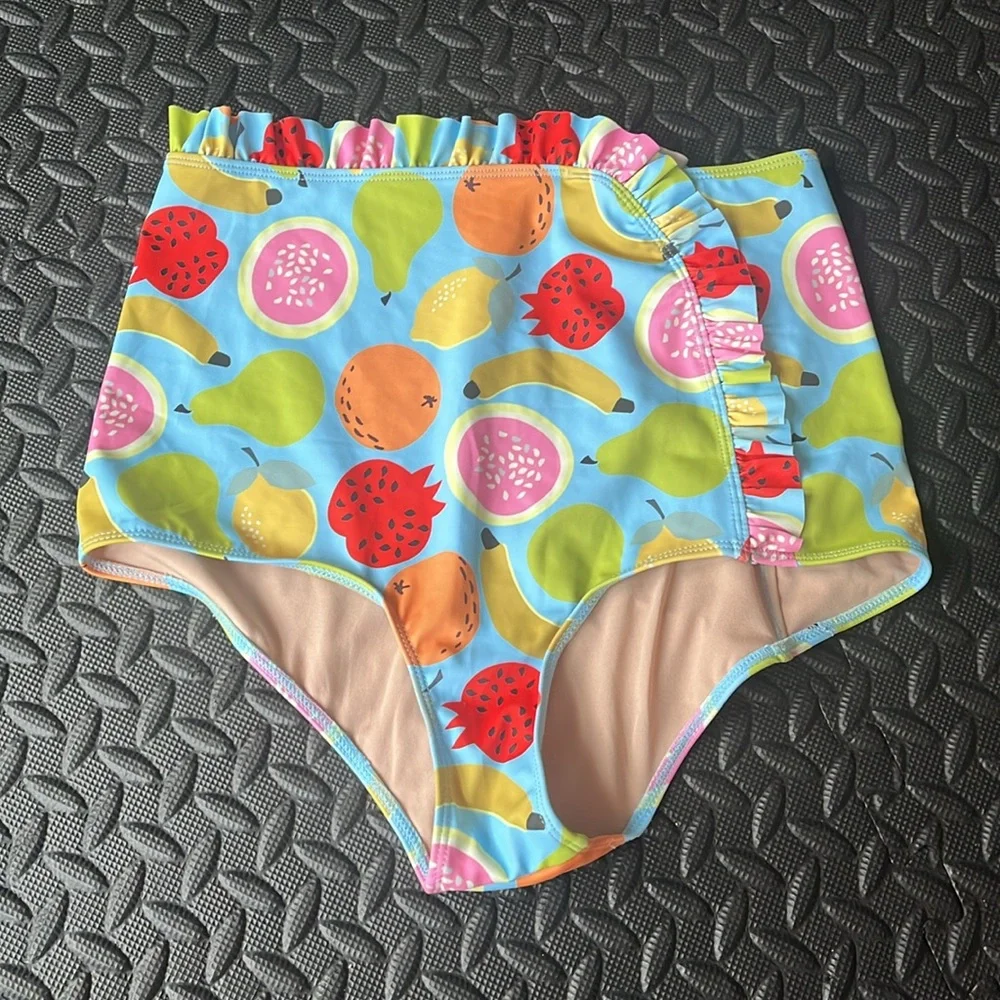 Bundle of kortni jeane swim bottoms - Picture 6 of 11
